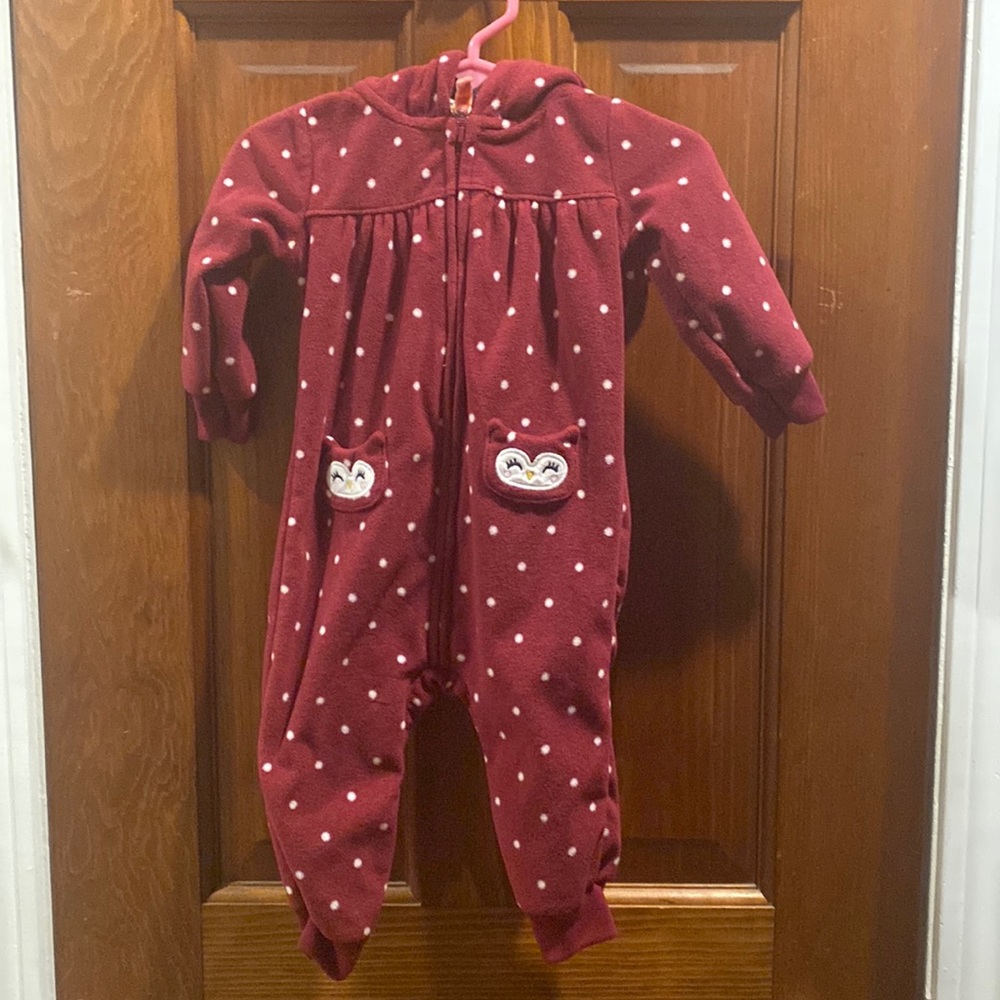 Carter’s onesie 9months